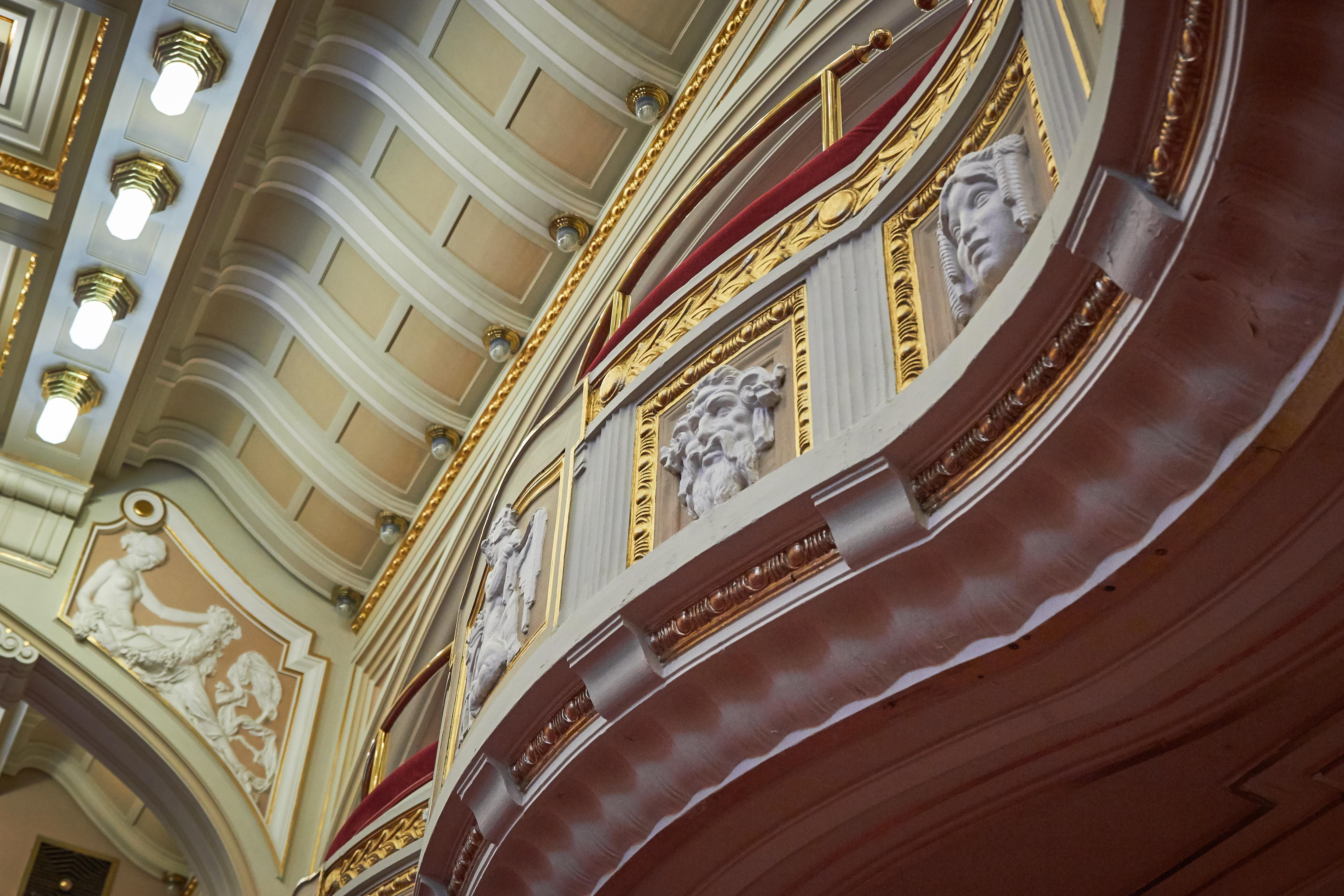 Ambassador Zlata Husa Πράγα Εξωτερικό φωτογραφία The staircase